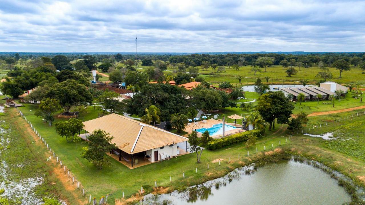 Pousada Piuval Acomodação com café da manhã Poconé Exterior foto